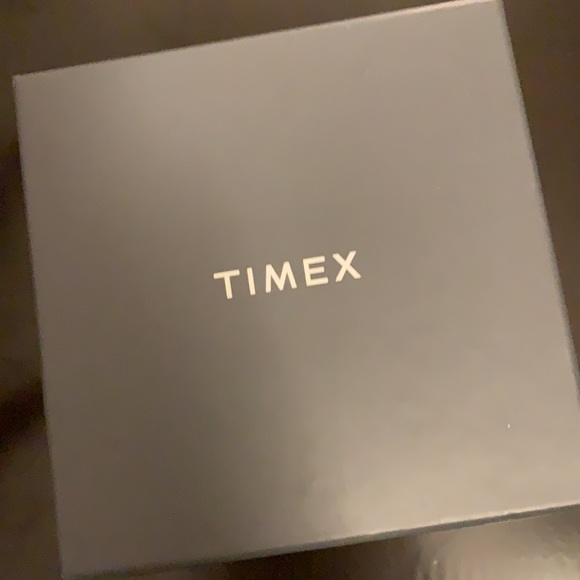 COPY - Brand new timex urban command - Picture 3 of 3